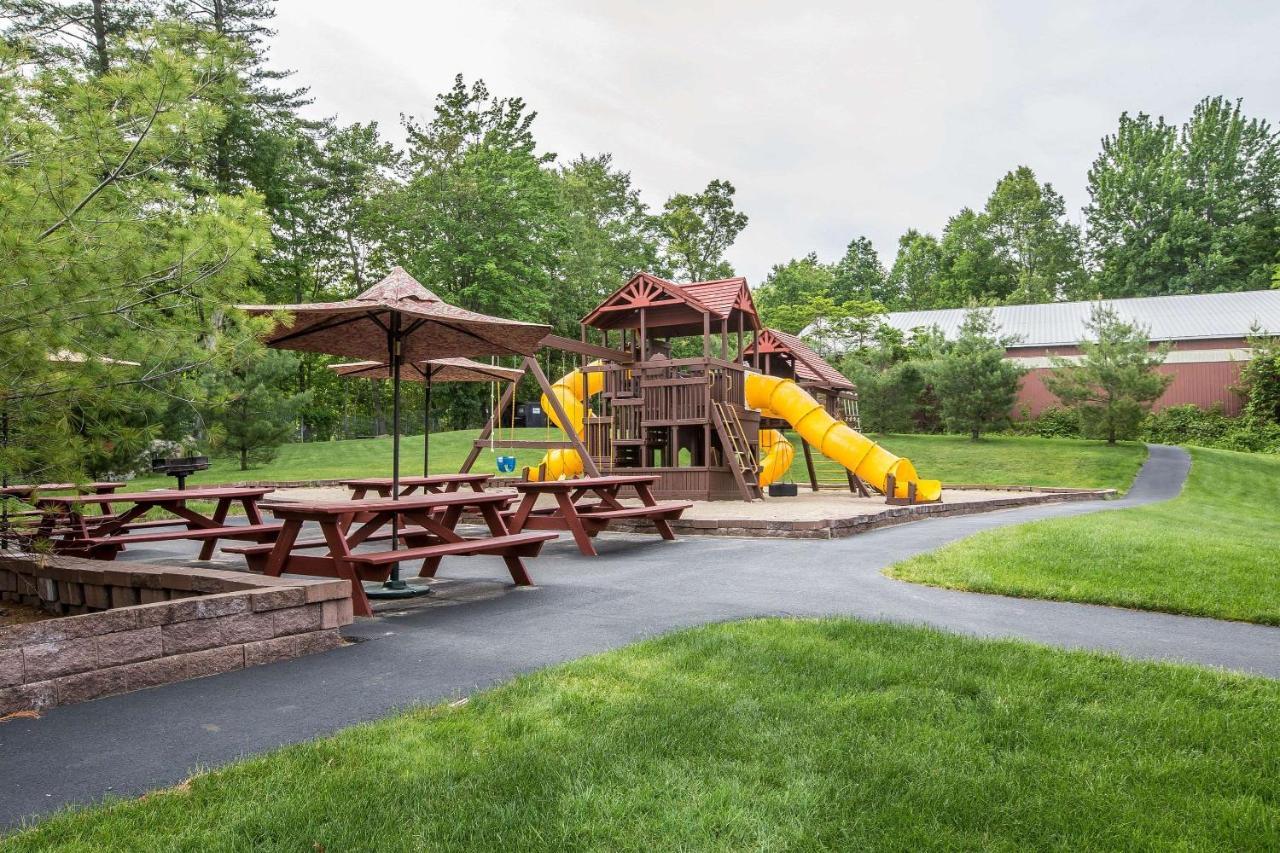 Comfort Suites Lake George - Queensbury Luaran gambar